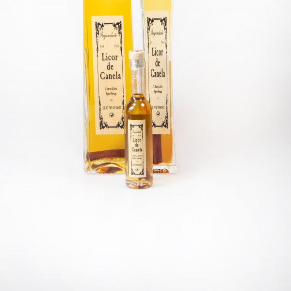 LICOR DE CANELA