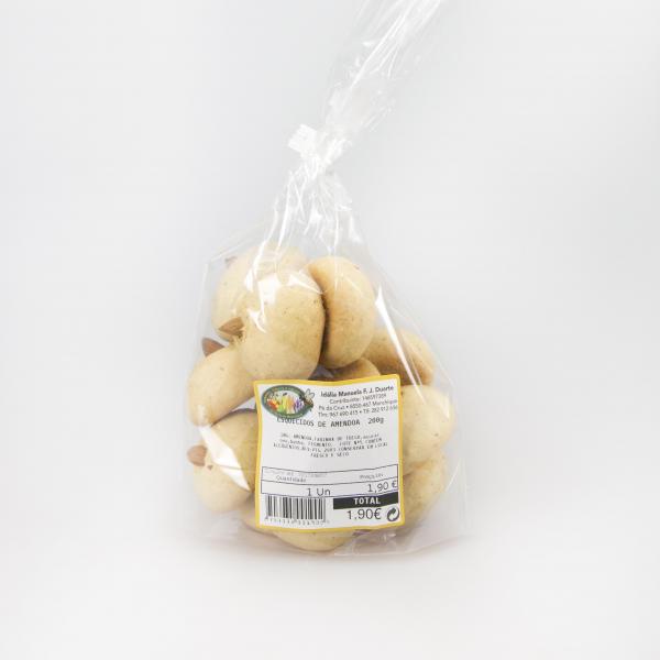 BISCOITOS DE AMÊNDOA