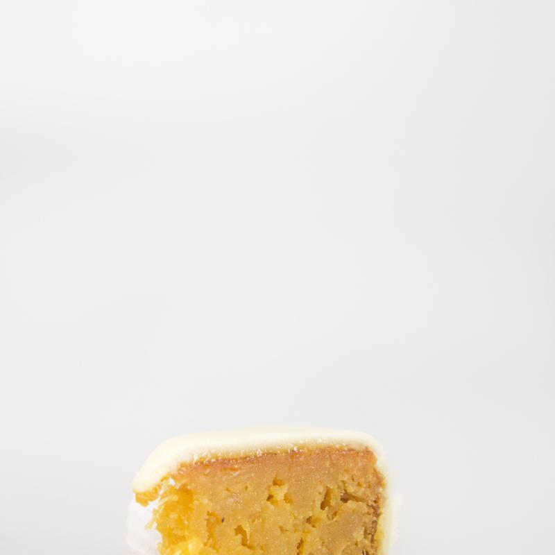 BOLO DE AMÊNDOA E GILA